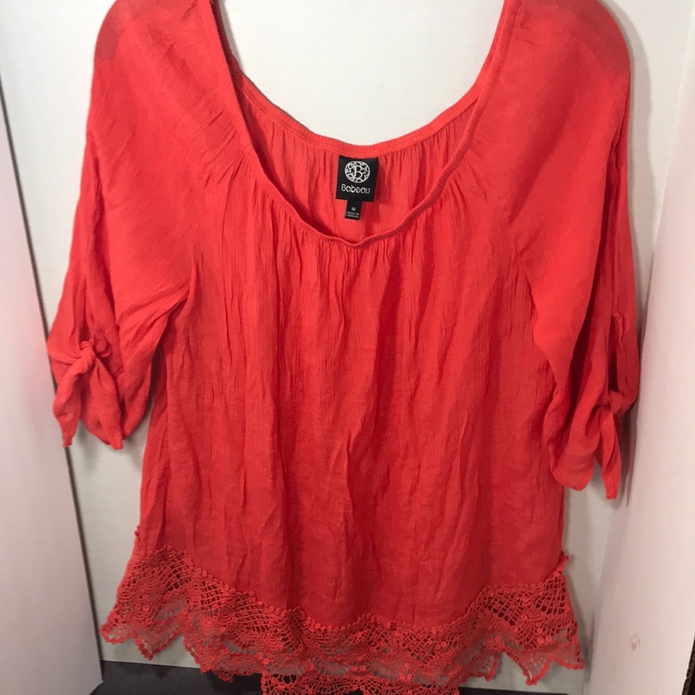 Blouse tie sleeves